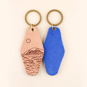 Ocean Wave Hotel Keychain in leather and wave velvet  | Freshwater
