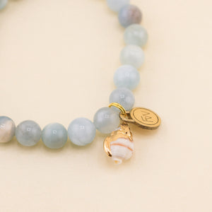 Seashell Charm Bracelet in Aquamarine | Freshwater