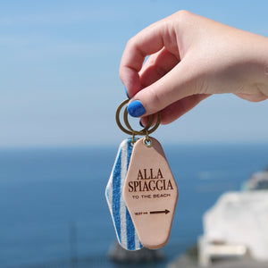 Alla Spiaggia To The Beach Keychain in Italy | Freshwater